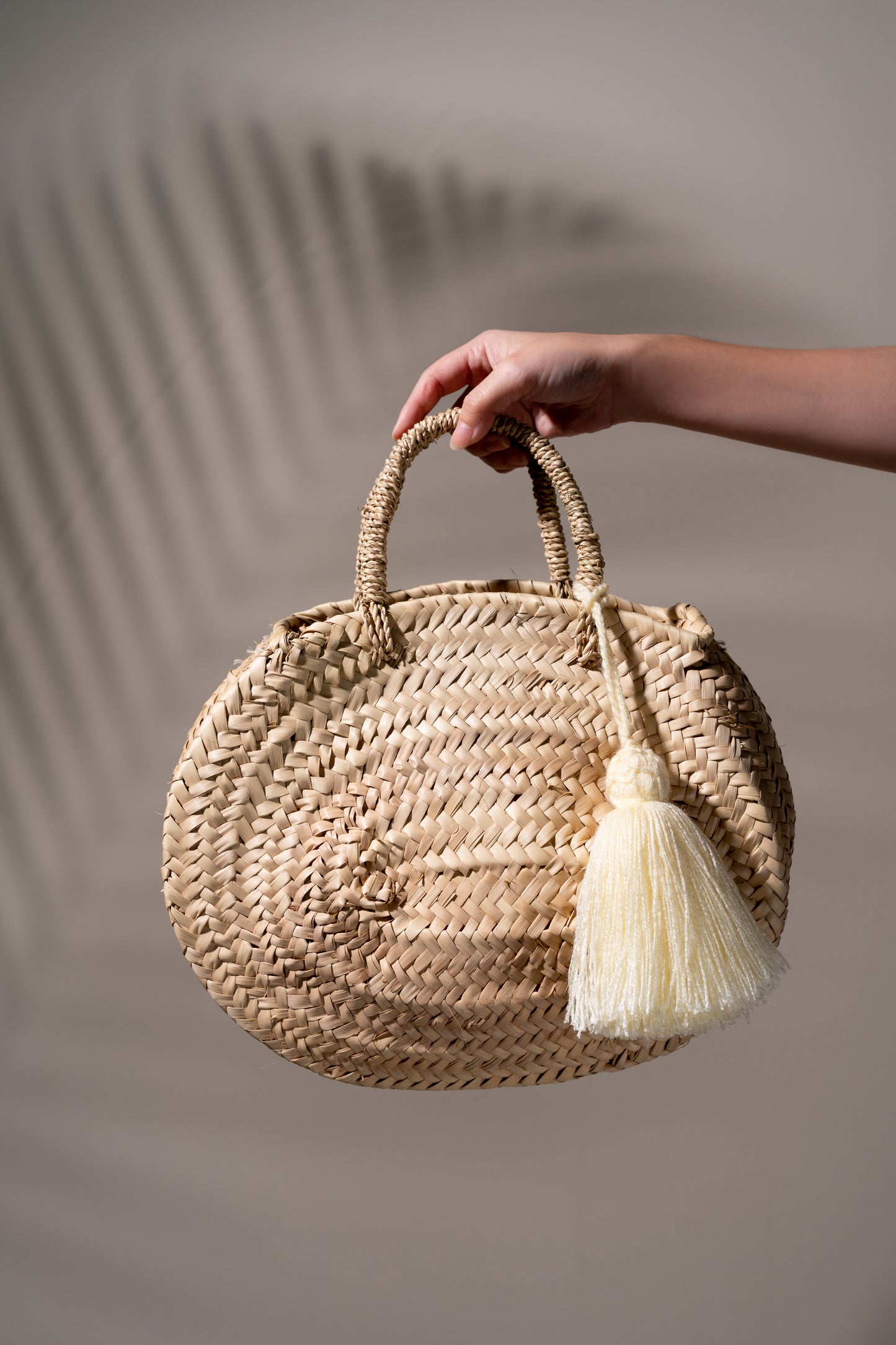 Tabi Tassel Oval Basket Bag - Cream