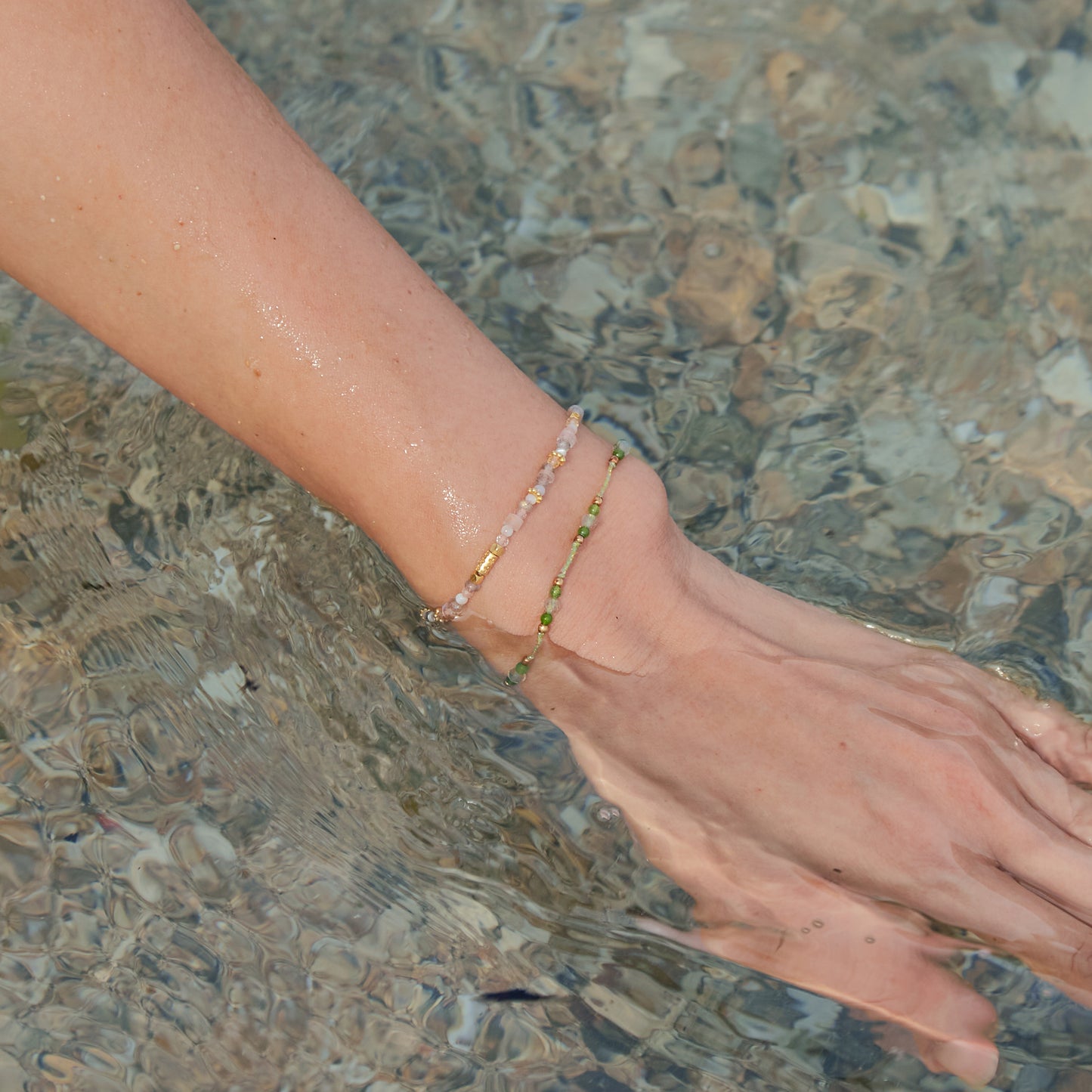 Palm Twinkle Bracelet (Labradorite, Jade)